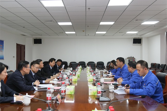 中國銀行河南省分行副行長(cháng)王俊海一行到萬(wàn)基控股集團調研