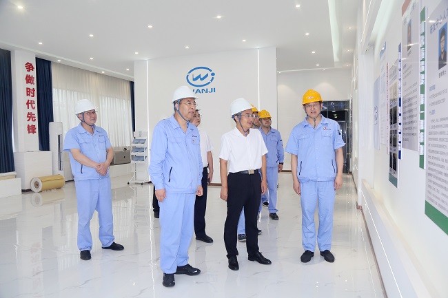 洛陽(yáng)工控集團黨委副書(shū)記、總經(jīng)理王進(jìn)升一行到萬(wàn)基控股集團調研