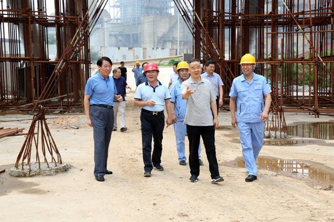 洛陽(yáng)市政協(xié)副主席張生偉到萬(wàn)基控股集團調研省市重點(diǎn)項目60萬(wàn)千瓦機組工程建設情況