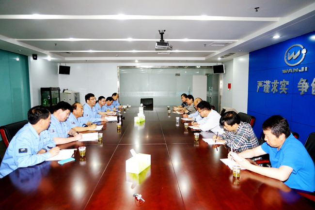 陜西有色榆林新材料集團有限責任公司董事長(cháng)柳曉峰一行到萬(wàn)基控股集團交流座談